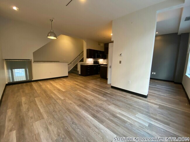 Photo - 160 E Berkeley St Unit 316