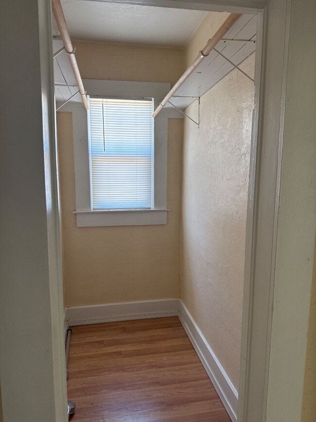 Photo - 700 N Williamson Ave