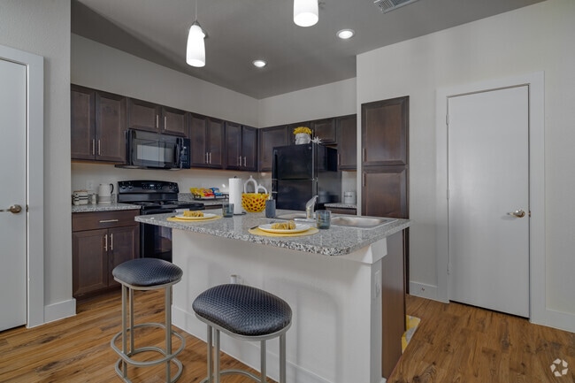 2BR, 2BA - 1068SF Kitchen