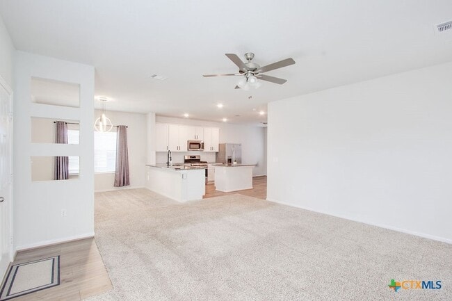 Photo - 324 Kenai Dr