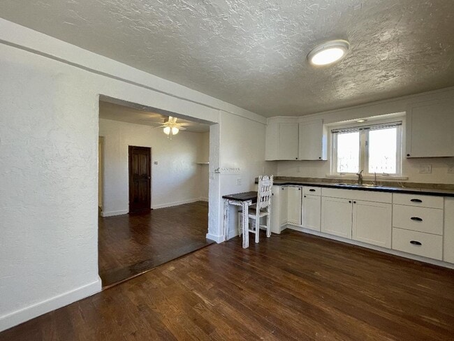 Photo - 1506 W Alameda St Unit B