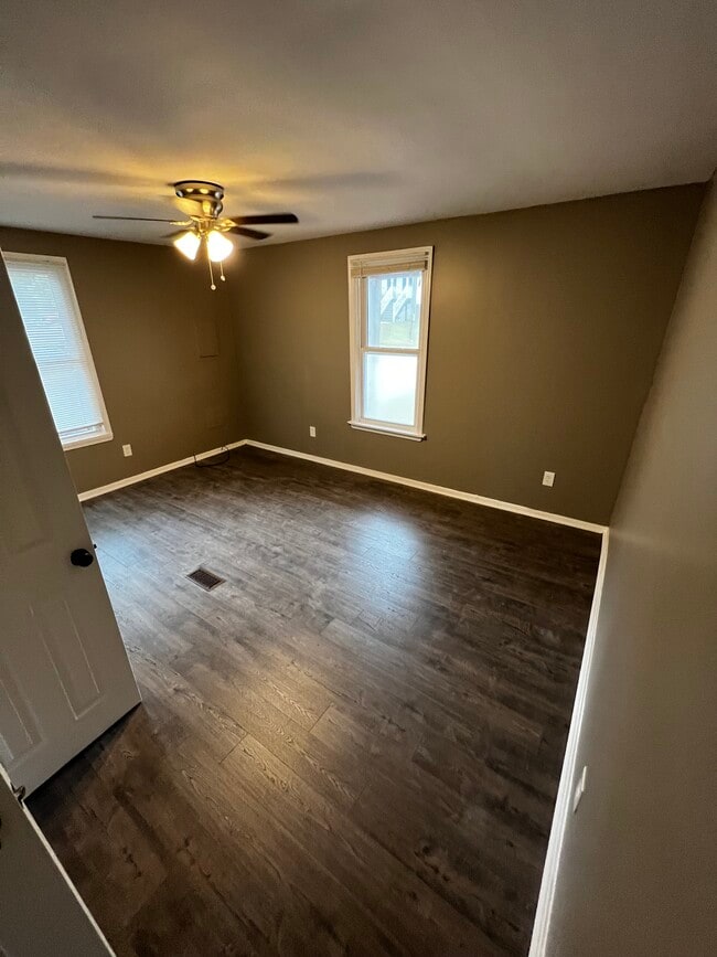 Photo - 308 Orange Ave