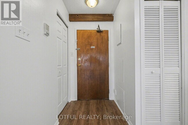 Photo - 237 Loretta Ave S Unit 9