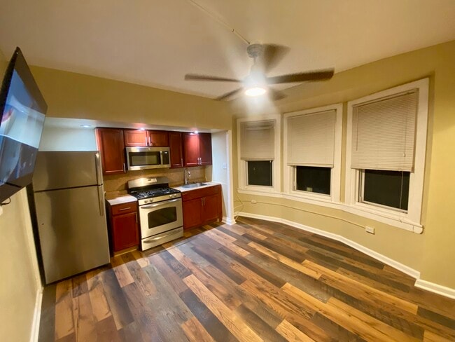 1514 W Champlost Ave Unit 2nd Floor F