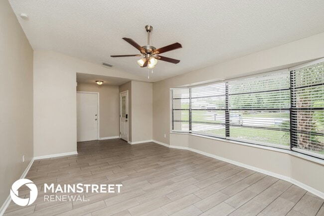Photo - 1290 Sail Ct SE