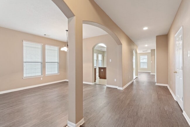 Photo - 7414 Bering Landing Dr