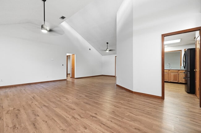 124 Beverly Dr