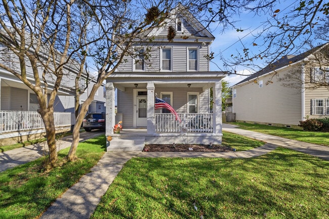 Building Photo - 146 W Seaview Ave