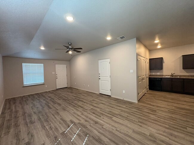 Photo - 2408 FM 1113