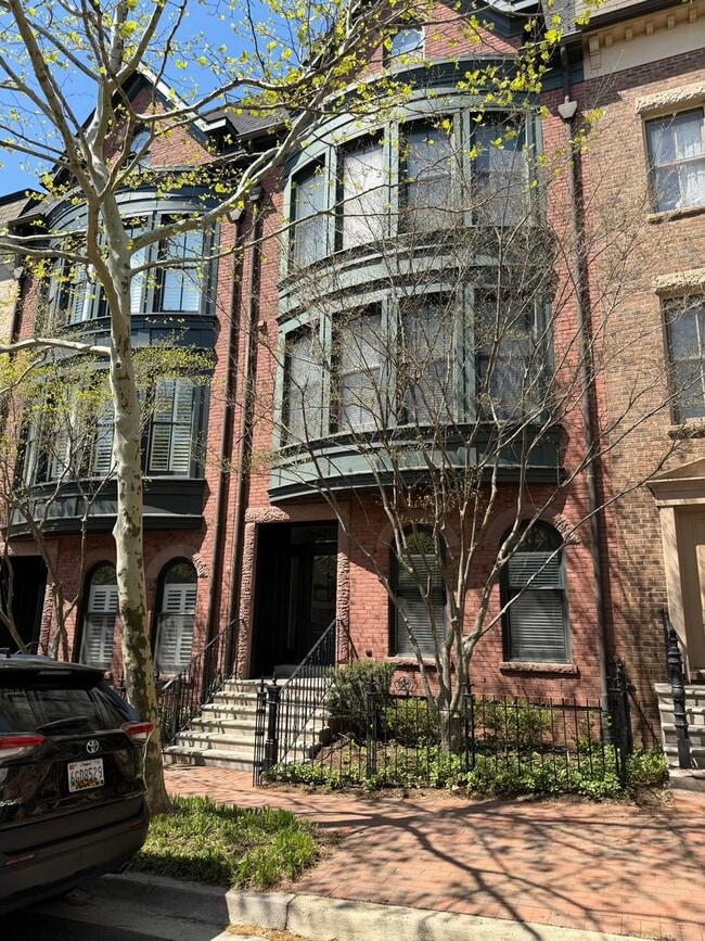 Building Photo - Park Potomac Luxury Townhome