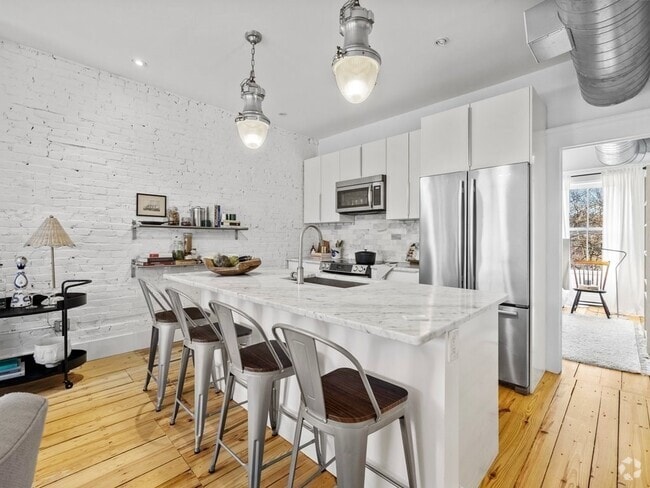 Building Photo - 67 Rutland St Unit 3 Rental