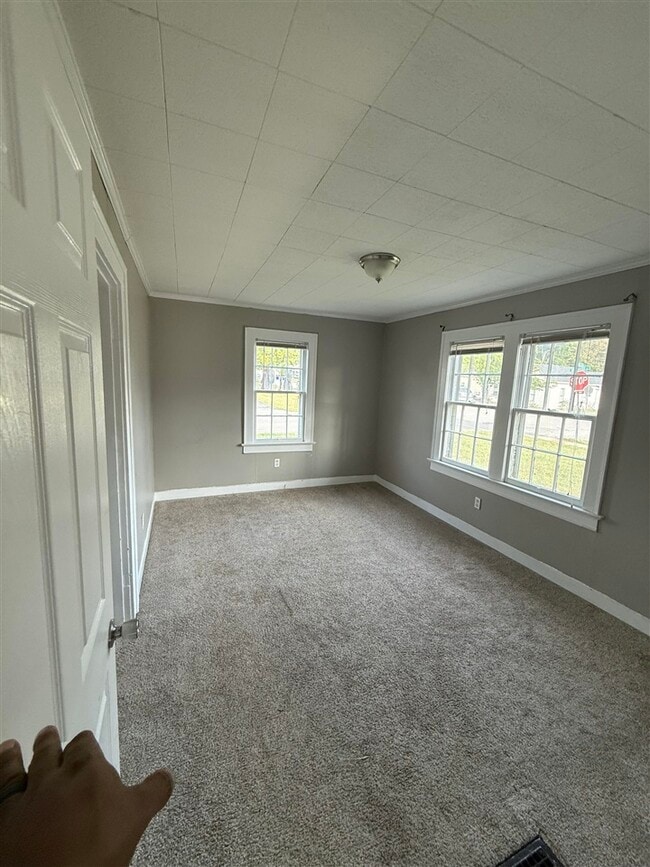 Photo - 1301 Nutwood St