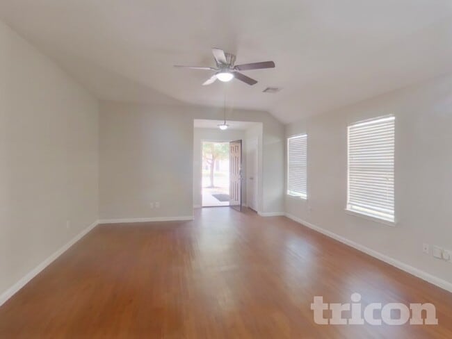 Photo - 21434 Jamals Way