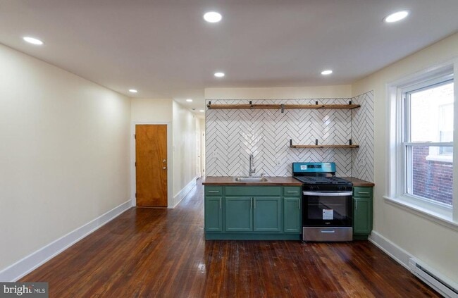 Photo - 5003 Pine St Unit 3RD FL