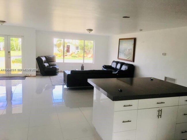 Photo - 17521 SW 93rd Ave