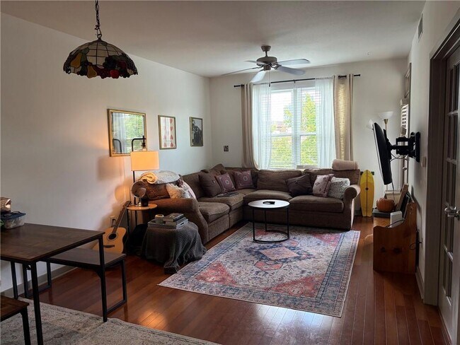 Photo - 390 17th St NW Unit 4067