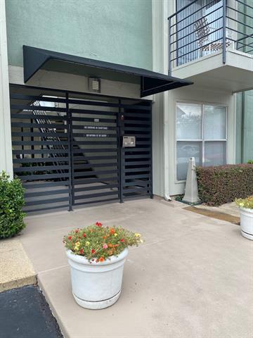 Building Photo - 4211 Holland Ave Unit 208 Rental