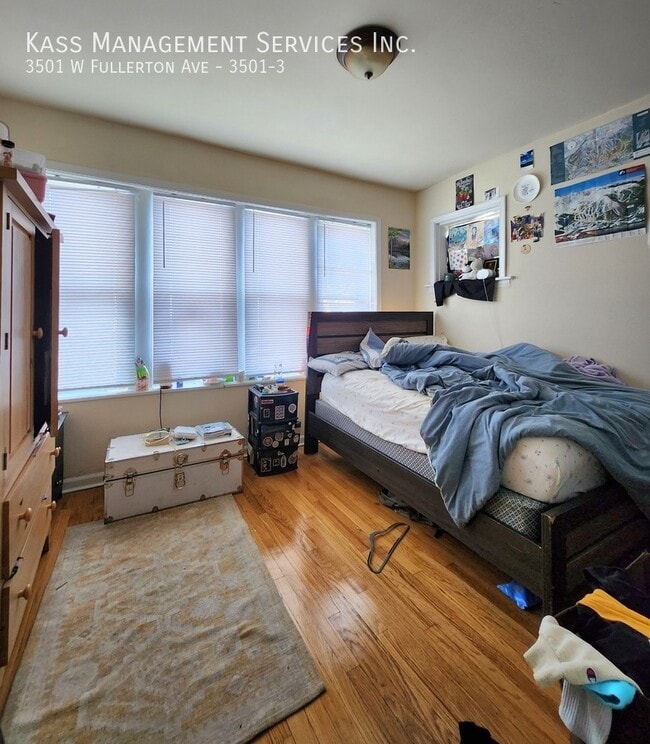 Photo - 3501 W Fullerton Ave Unidad 3501-3