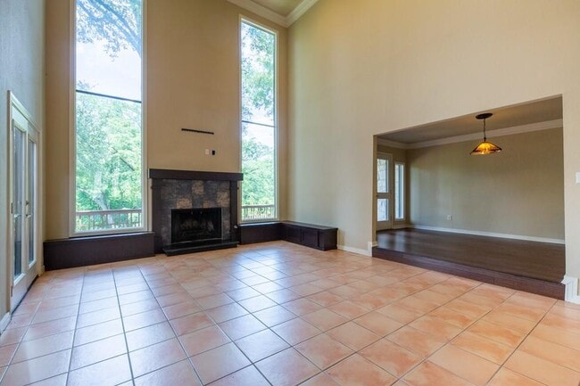 Photo - 10907 Legends Ln