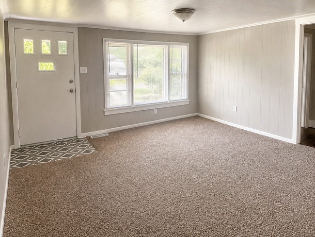 Photo - 221 Neal St