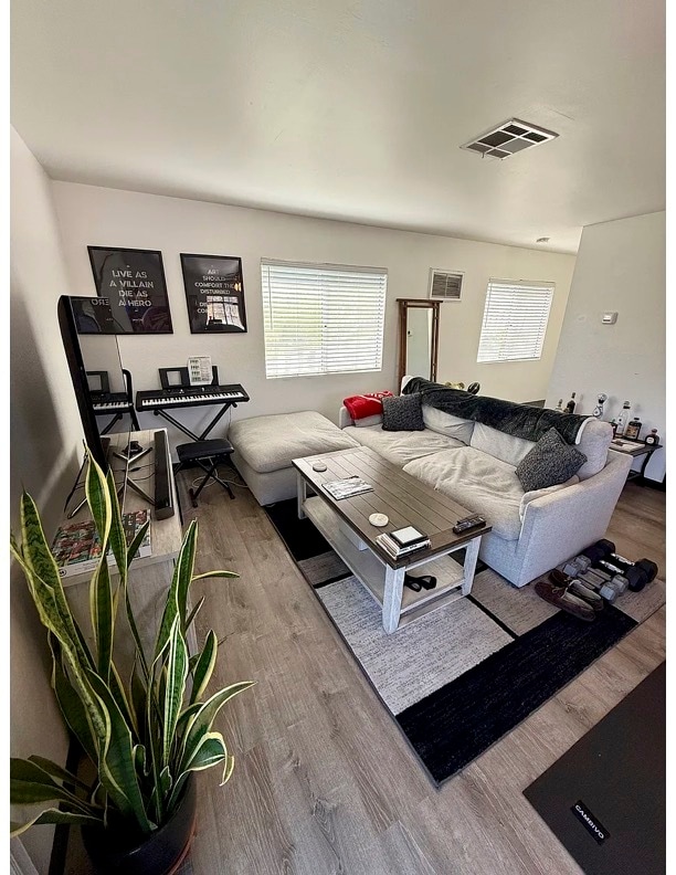 Photo - 6125 Federal Blvd Unidad 6125 B