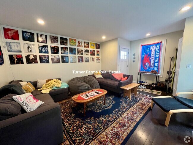 Building Photo - 476 Fulton St Unit 1 Rental