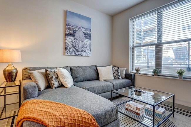 5022 American Pkwy Unit ID1377404P