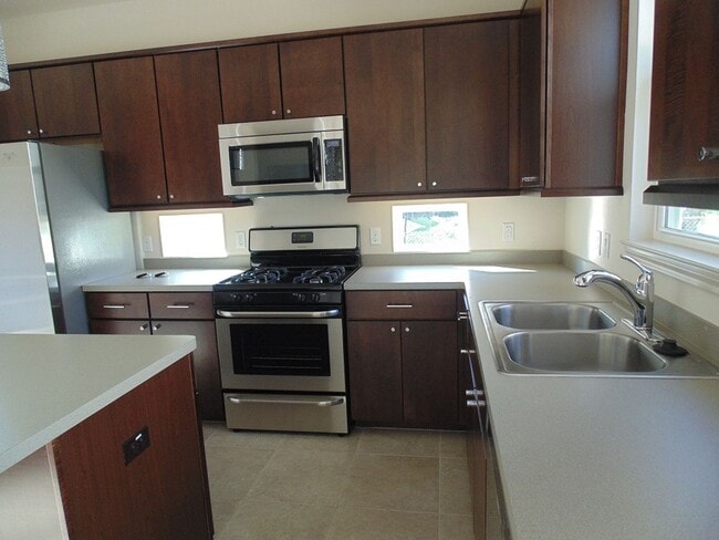 Photo - 5 Bed/3 Bath House near Campus