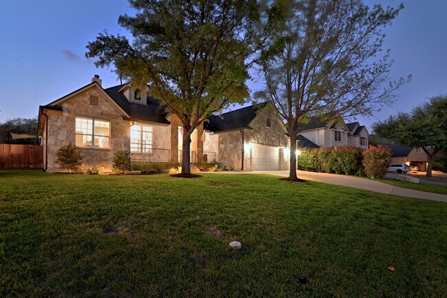 Photo - 131 Eaton Ln