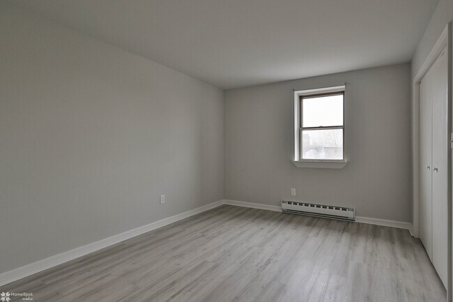 Photo - 353 Broad St Unidad 8