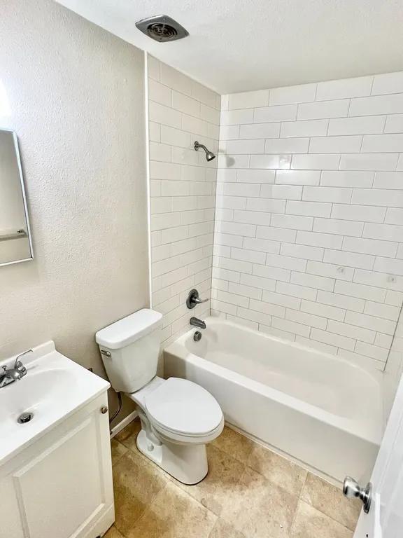 Photo - 730 Miller Ct