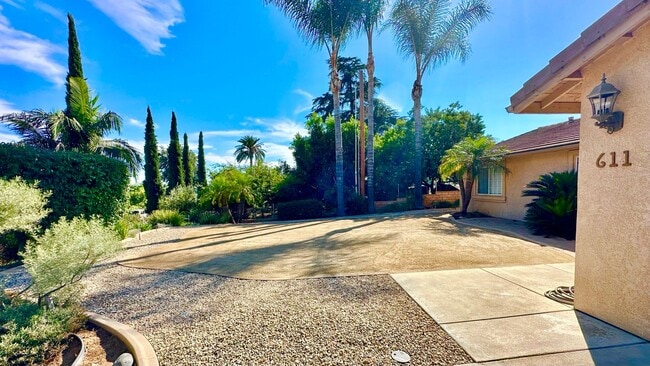 Photo - Light & Bright Single-Story Home in the Heart of Fallbrook, Complete with Private, Fully Fenced B...