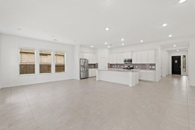 Photo - 4915 Sierra Ridge Dr