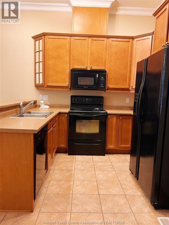 Photo - 916 Monmouth Rd