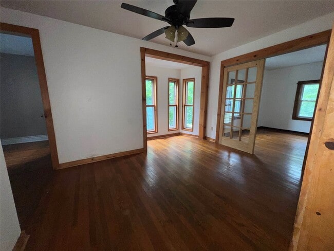 Photo - 6 Carlton St Unit 2