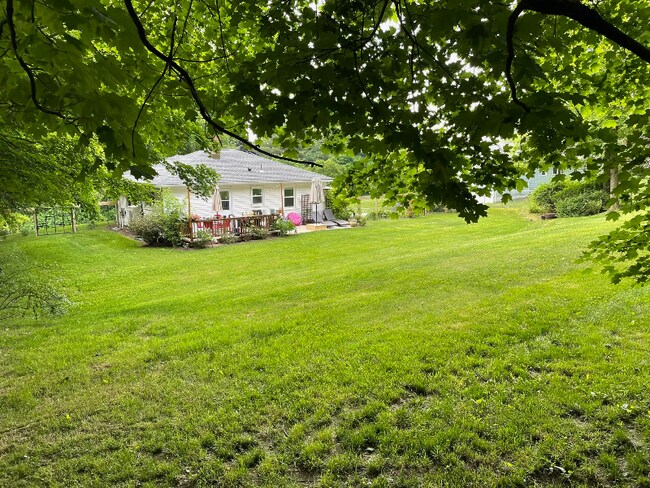 Photo - 4 Maplewood Dr