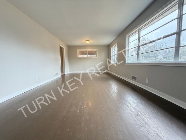 Photo - Home for Rent in Roebuck **ACCEPTS SECTION 8**