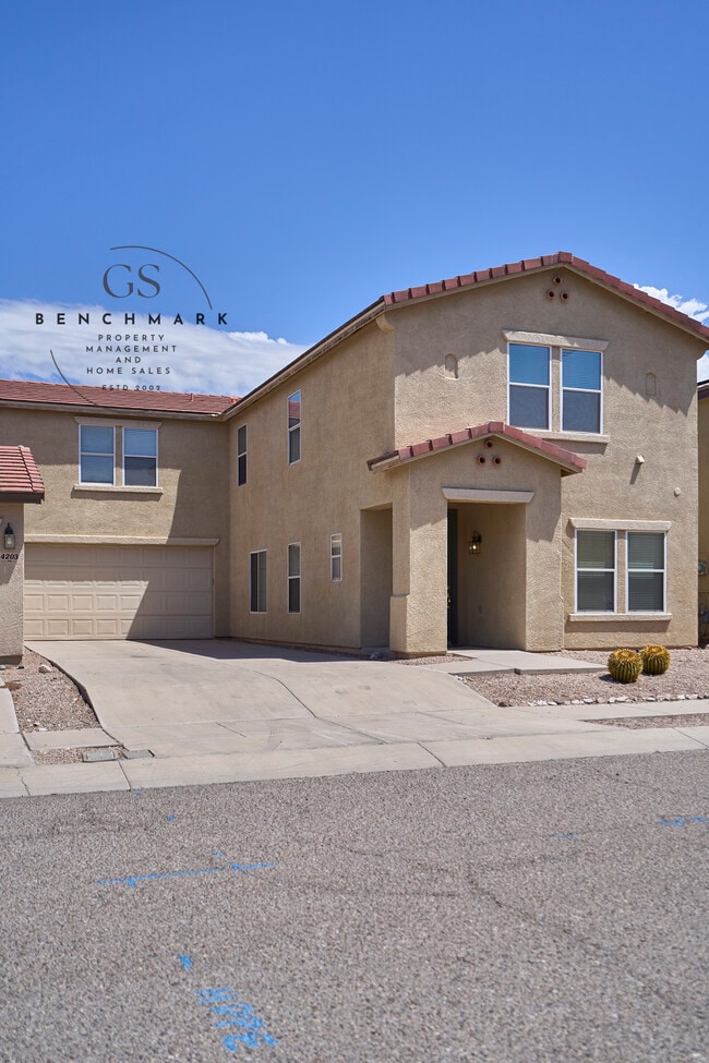 Building Photo - 4211 E Wading Pond Dr Rental