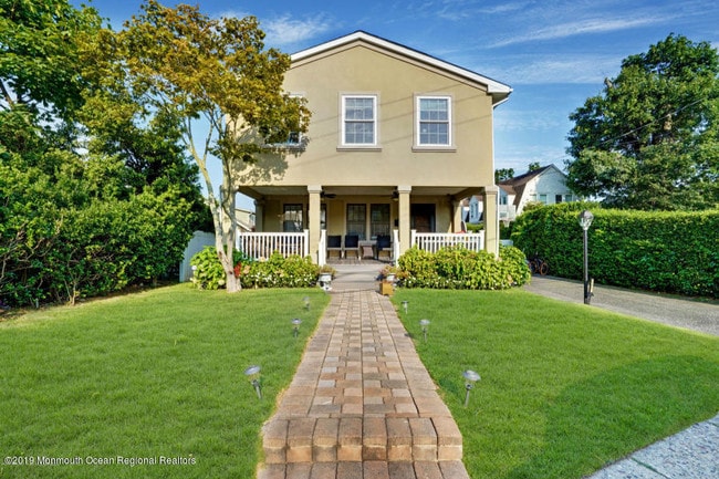 Photo - 983 Norwood Ave