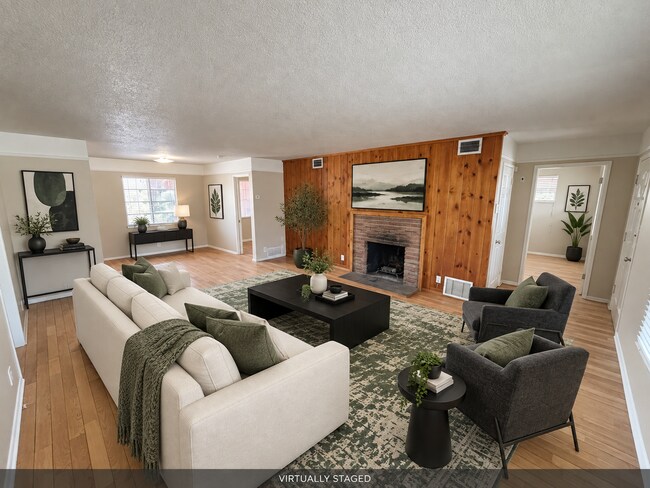 821 Griffith Ave