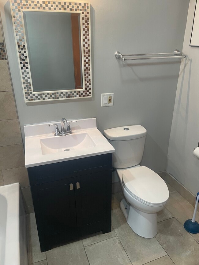 Photo - 7321 S Artesian Ave Unit Three Bedrooms