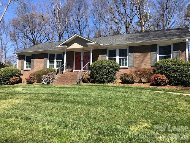 Building Photo - 1318 Beechdale Dr