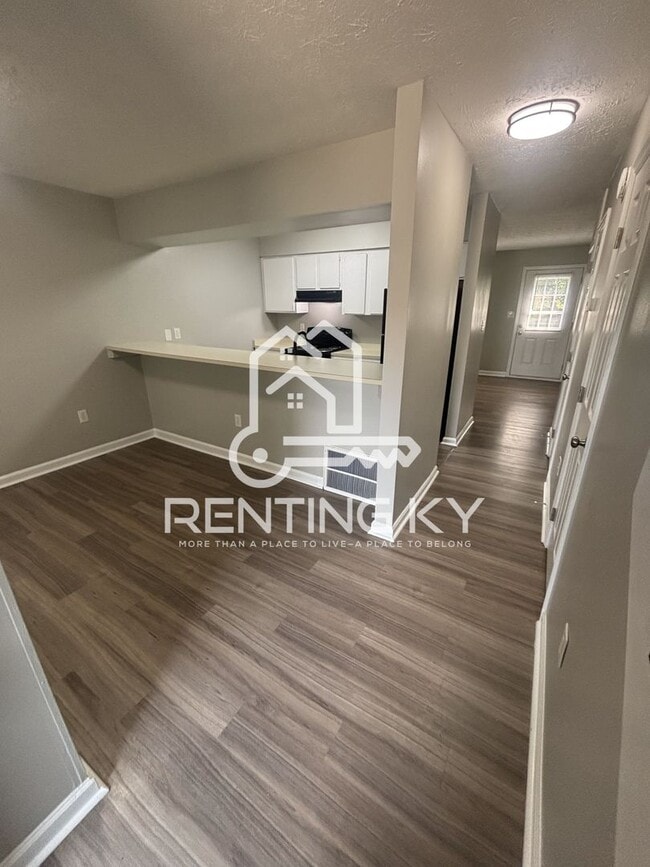 Photo - 104 Strawberry Ln