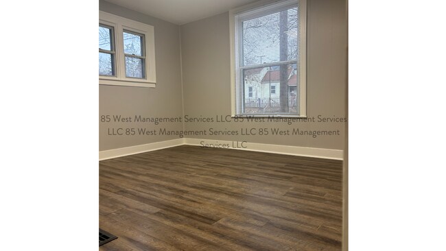 Photo - 1022 3rd St NW