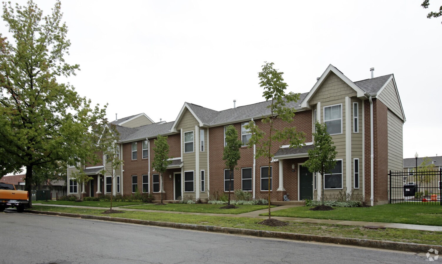 Photo - Cochran Plaza