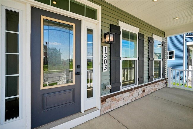 Photo - 1303 Potomac View Pkwy