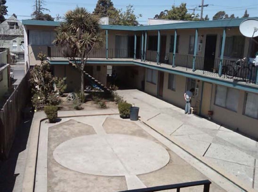 Photo - Fruitvale Apartments