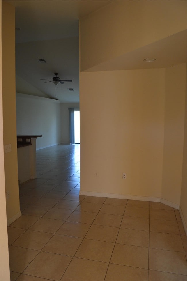 823 SW 32nd Terrace Unit 1