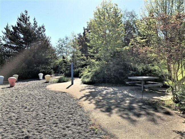Harbor Square