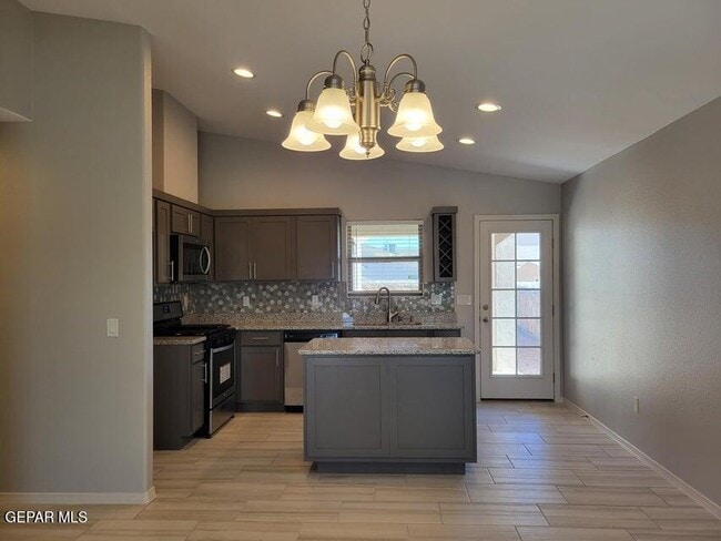 Photo - 15017 Dream Ct